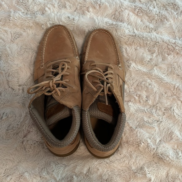 High top sperrys size 11 - Picture 3 of 4